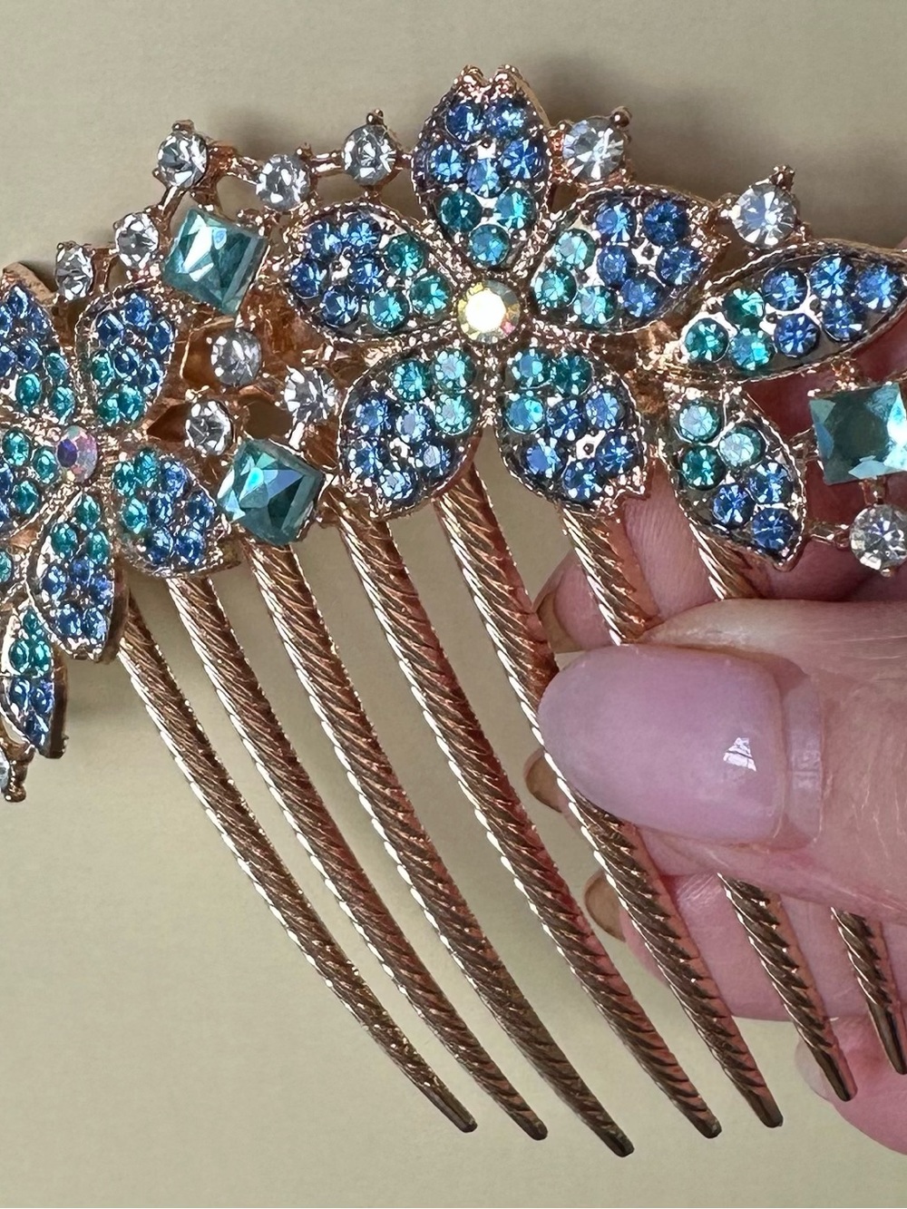 NEVER USED Anthropologie Gold Hair Comb with Turquoise and Blue Crystal Flowers